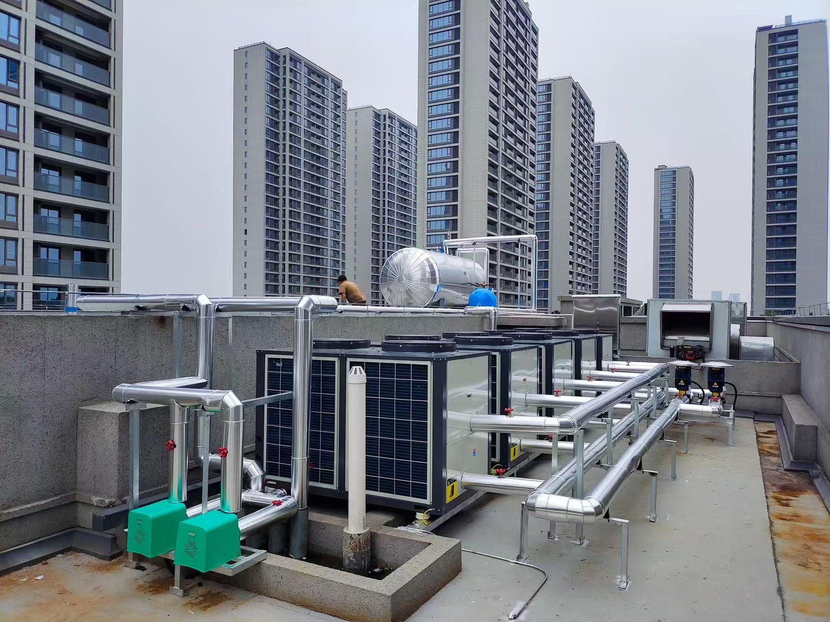 De internationale energiudsving er intensiveret, og dual-source varmepumper tilbyder energibesparelse, stabilitet, omkostningsreduktion og effektivitetsforbedringer. De internationale energiudsving er intensiveret, og dual-source varmepumper tilbyder energibesparelse, stabilitet, omkostningsreduktion og effektivitetsforbedringer.